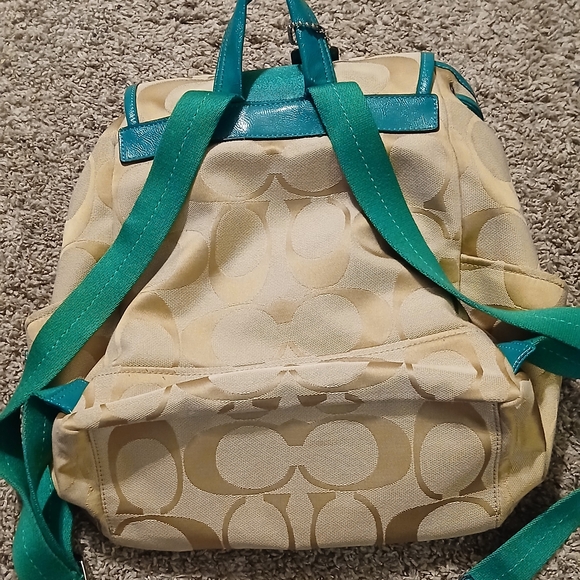 🎒 Coach Signature Drawstring Backpack F21928 – Khaki & Teal - Picture 8 of 8